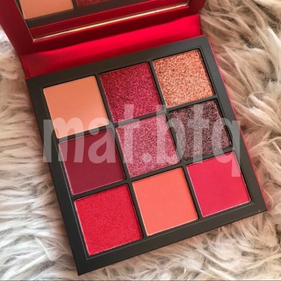Huda Beauty Ruby Obsessions Eyeshadow Palette - Picture 2 of 2